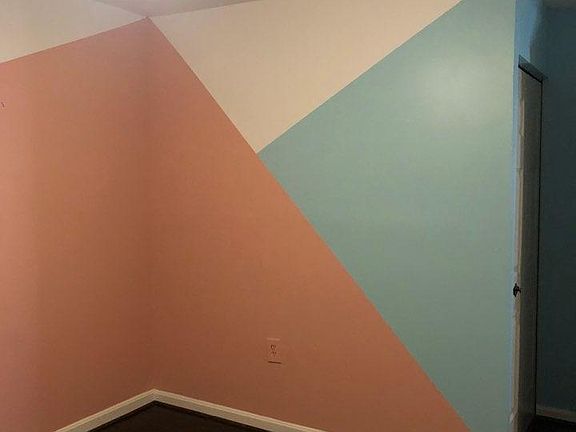 3rd image of 5435 New London Park Dr