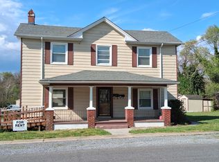 126 W Cleveland Ave #B, Vinton, VA 24179