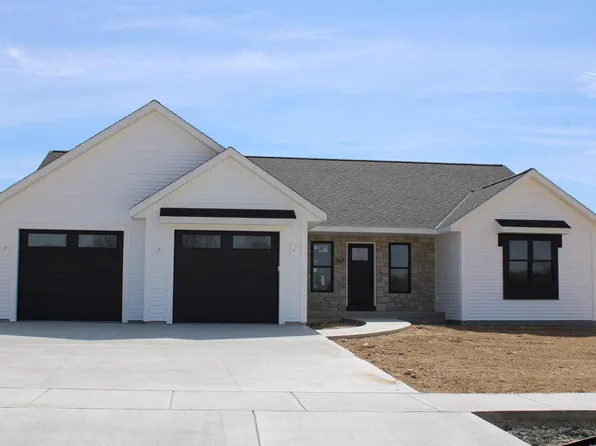 947 Drumlin DRIVE, Kewaskum, WI 53040