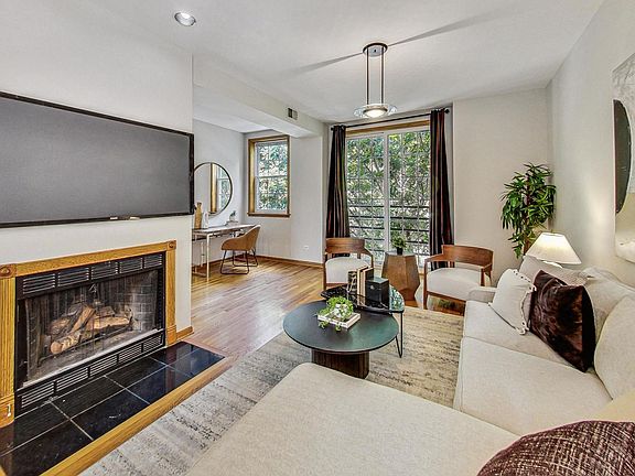 3rd image of 1637 W Beach Ave #2