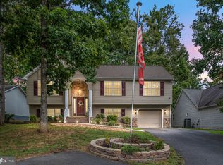 305 Birdie Rd, Locust Grove, VA 22508