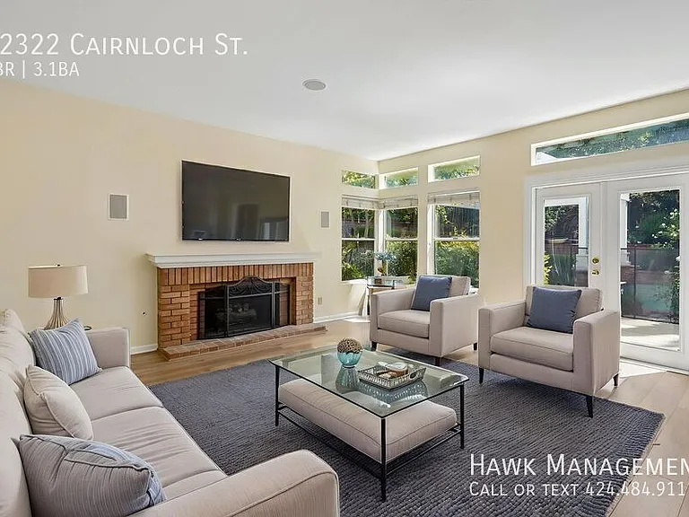 22322 Cairnloch St — Photo 17