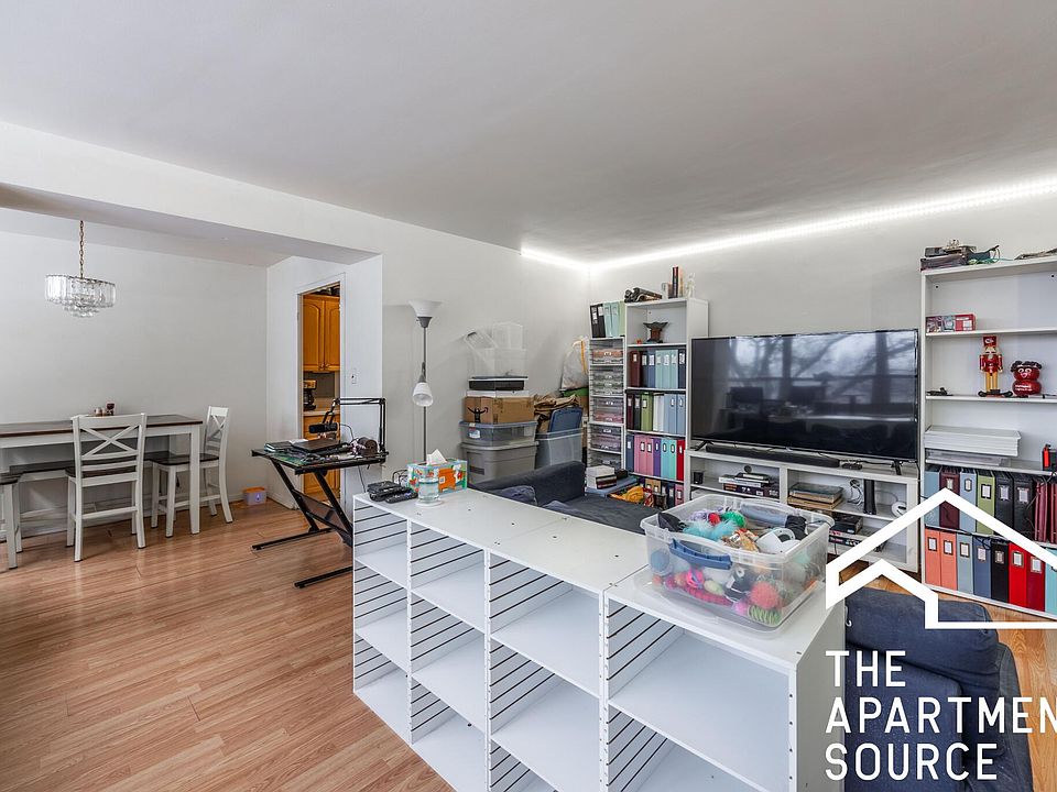1st image of 3950 N Lake Shore Dr APT 429