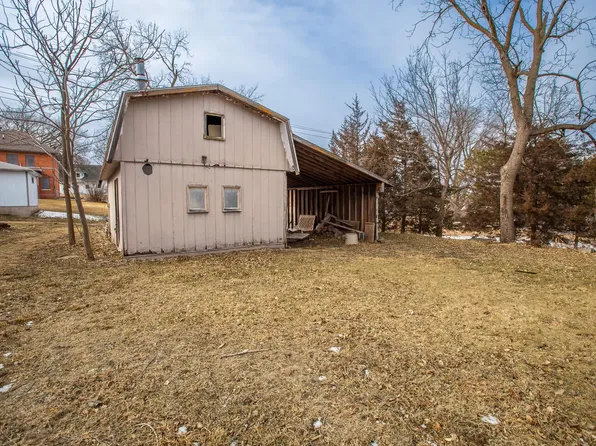 500 Dorris St, Campbell, NE 68932