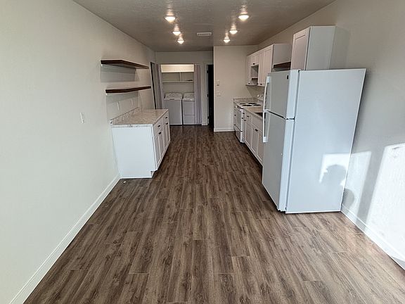 5th image of 1723 Grizzly Ave #2