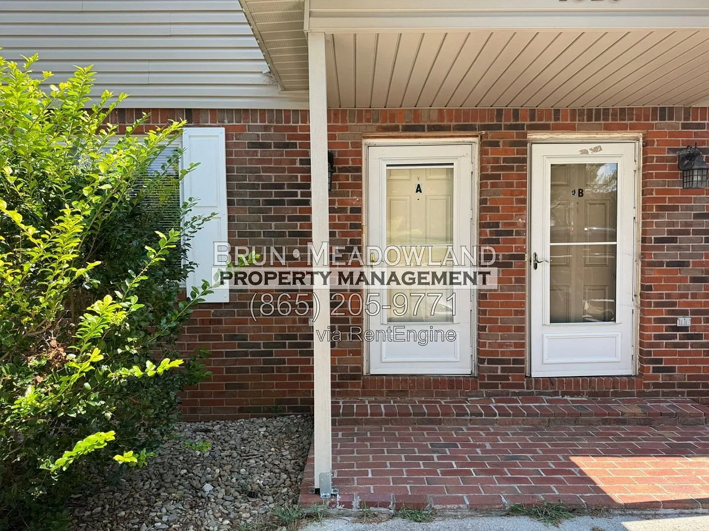 2 bed, 1.5 bath, 1150 sqft, $1,350 — Photo 3