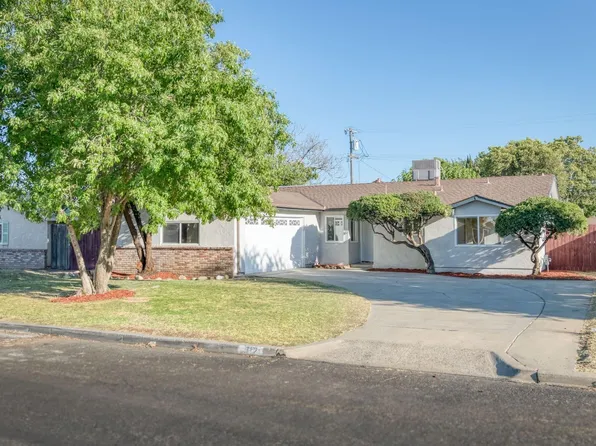 512 San Jose Ave, Clovis, CA 93612