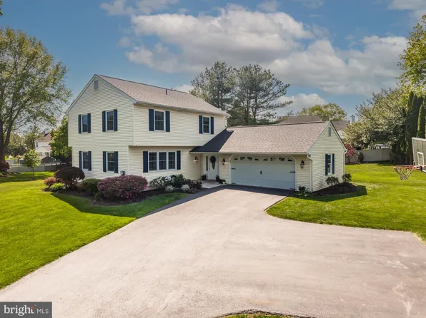 111 Canter Ln, Glenmoore, PA 19343