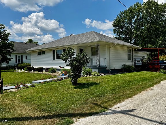 3rd image of 308 E Plum St