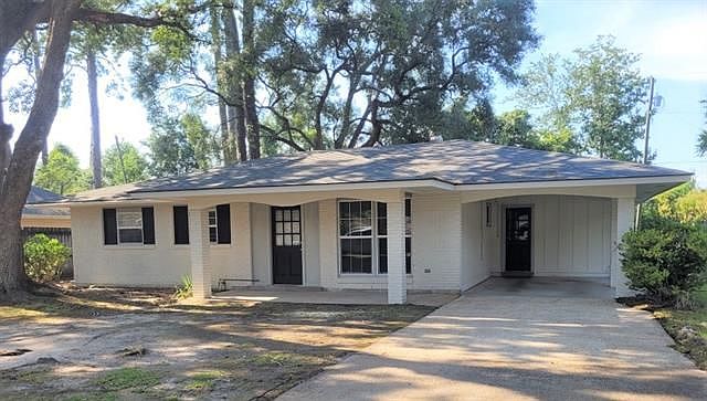 309 Robin Hood Dr, Covington, LA 70433 | Zillow