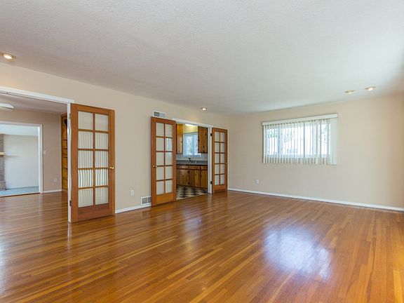 4th image of 153 Cypress St