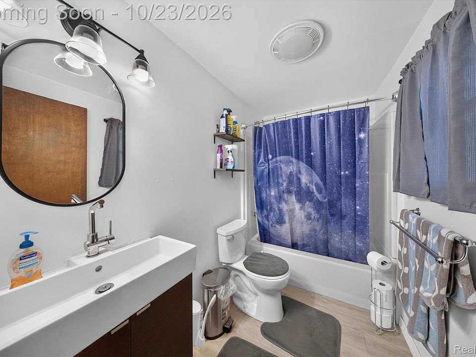 30328 Fairfax St, photo 15