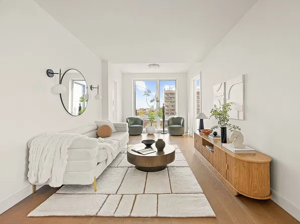 379 Ocean Pkwy #Phb, Brooklyn, NY 11218