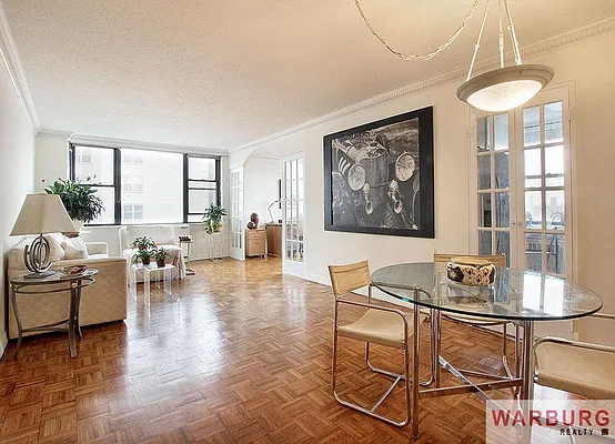 Sold by Warburg | media 11
