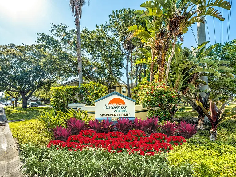 Sawgrass Cove — Photo 29