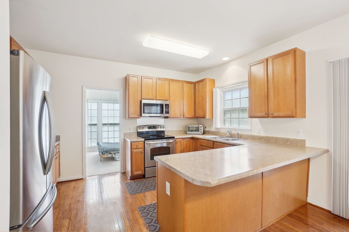 Yellowwood Ln-04042025-014.jpg