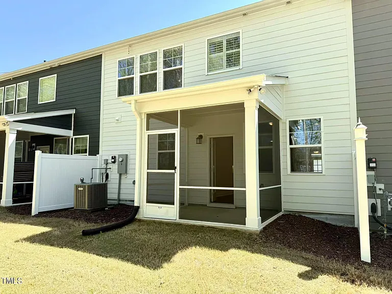 1727 Sweet Gardenia Way — Photo 33