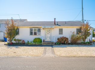 121 Jacobsen Ln, Lavallette, NJ 08735