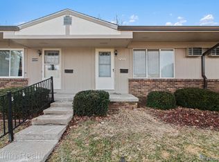 25231 Potomac Dr Unit 2, South Lyon, MI 48178