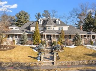 6 Elizabeth Way, Lynnfield, MA 01940