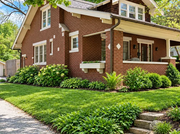 808 N Washington St, Bloomington, IN 47408
