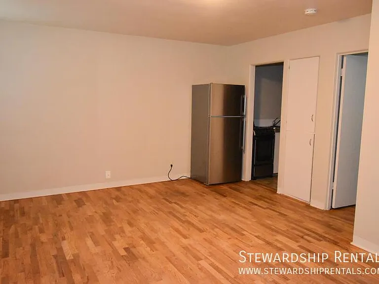 942 E 18th Ave #1 — Photo 4