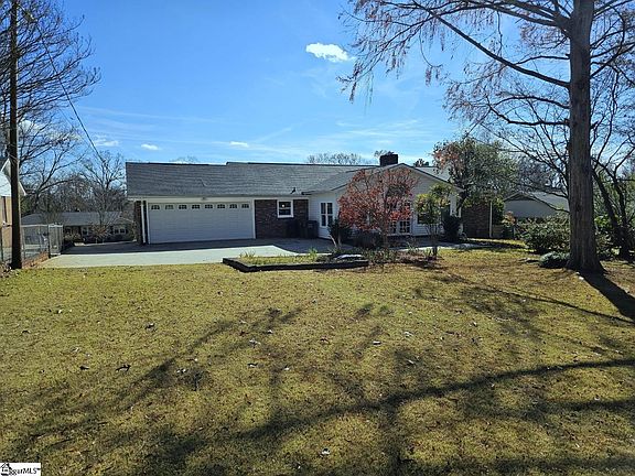 5th image of 14 Fernwood Dr