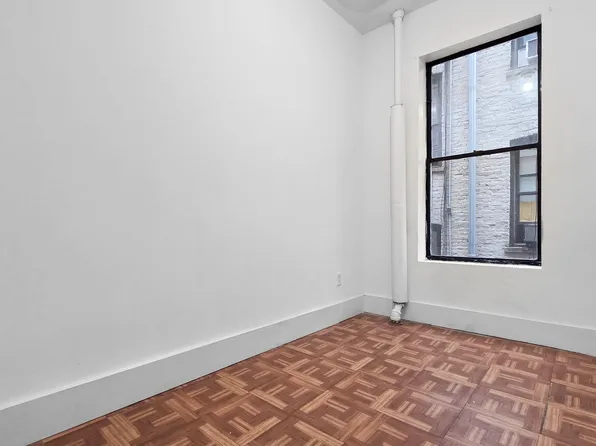 527 West 151st Street image 4 of 6