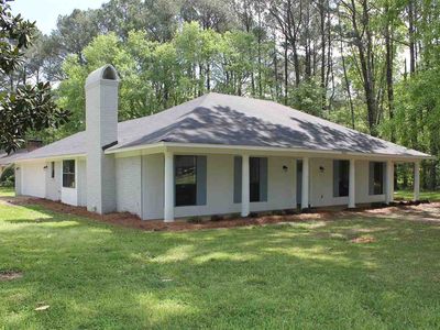 4522 Old Lake Rd, Jackson, MS, 39212