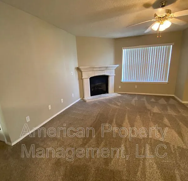 4714 NE Wisconsin St — Photo 23