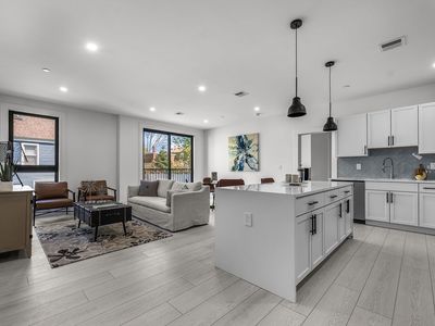 74 Burt St #202, Dorchester Center, MA, 02124