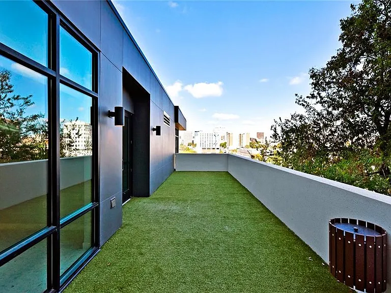 800 Embassy Dr #420 — Photo 32