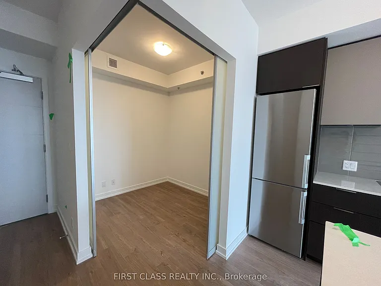 203 College St #2805 — Photo 12