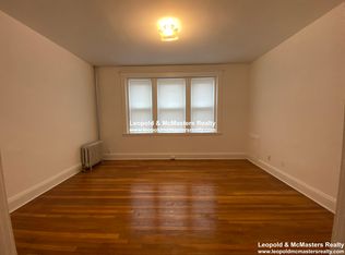 96 Winchester St #1, Brookline, MA 02446