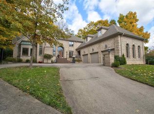 141 Seville Ct, Fort Wright, KY 41017