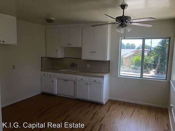 4th image of 12707 Vanowen St APT 04