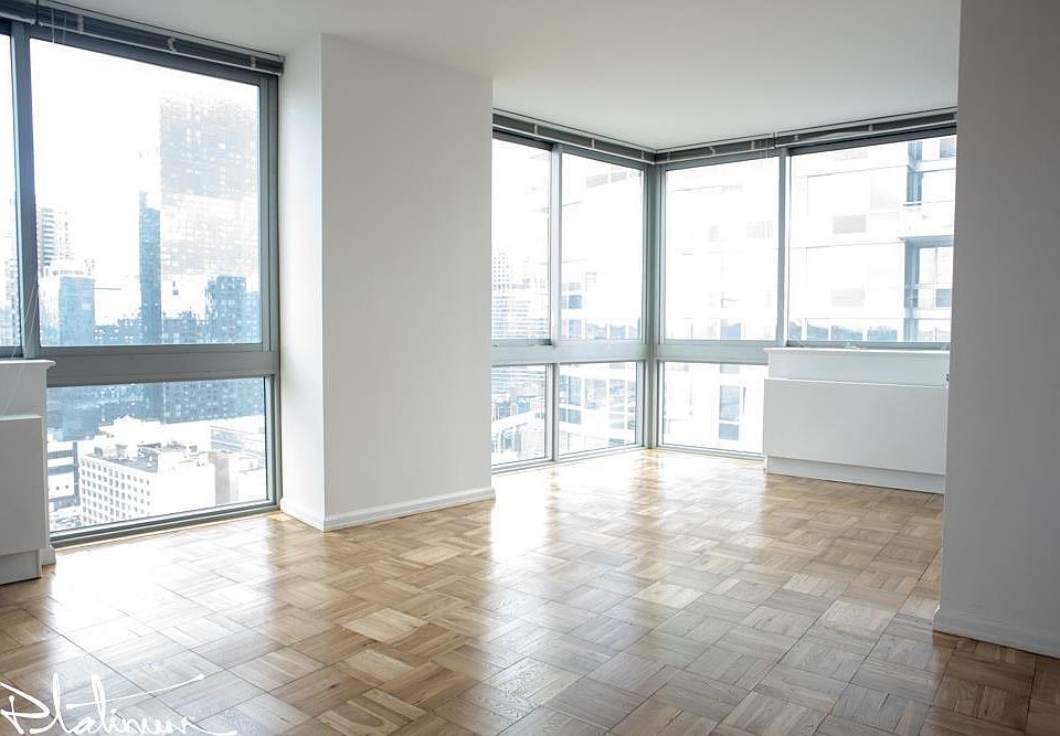 1st image of 505 W 37th St APT 7C
