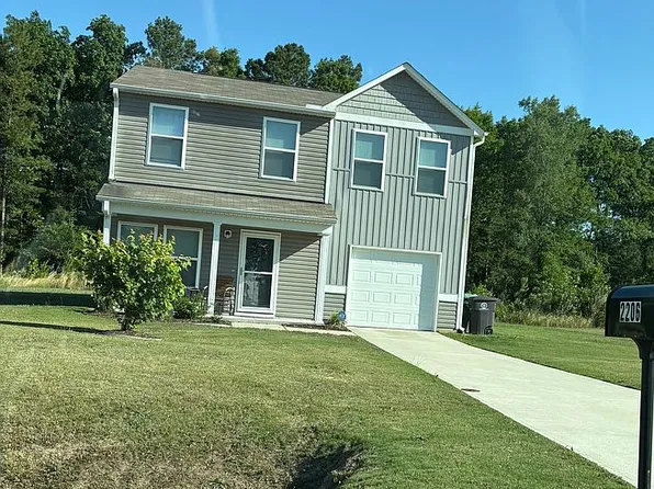 2206 Cotton Dr, Tarboro, NC 27886