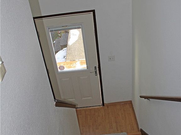 5th image of 6848 NE Helena Ct