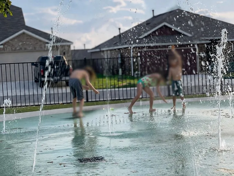 Splashpad only open during summer months