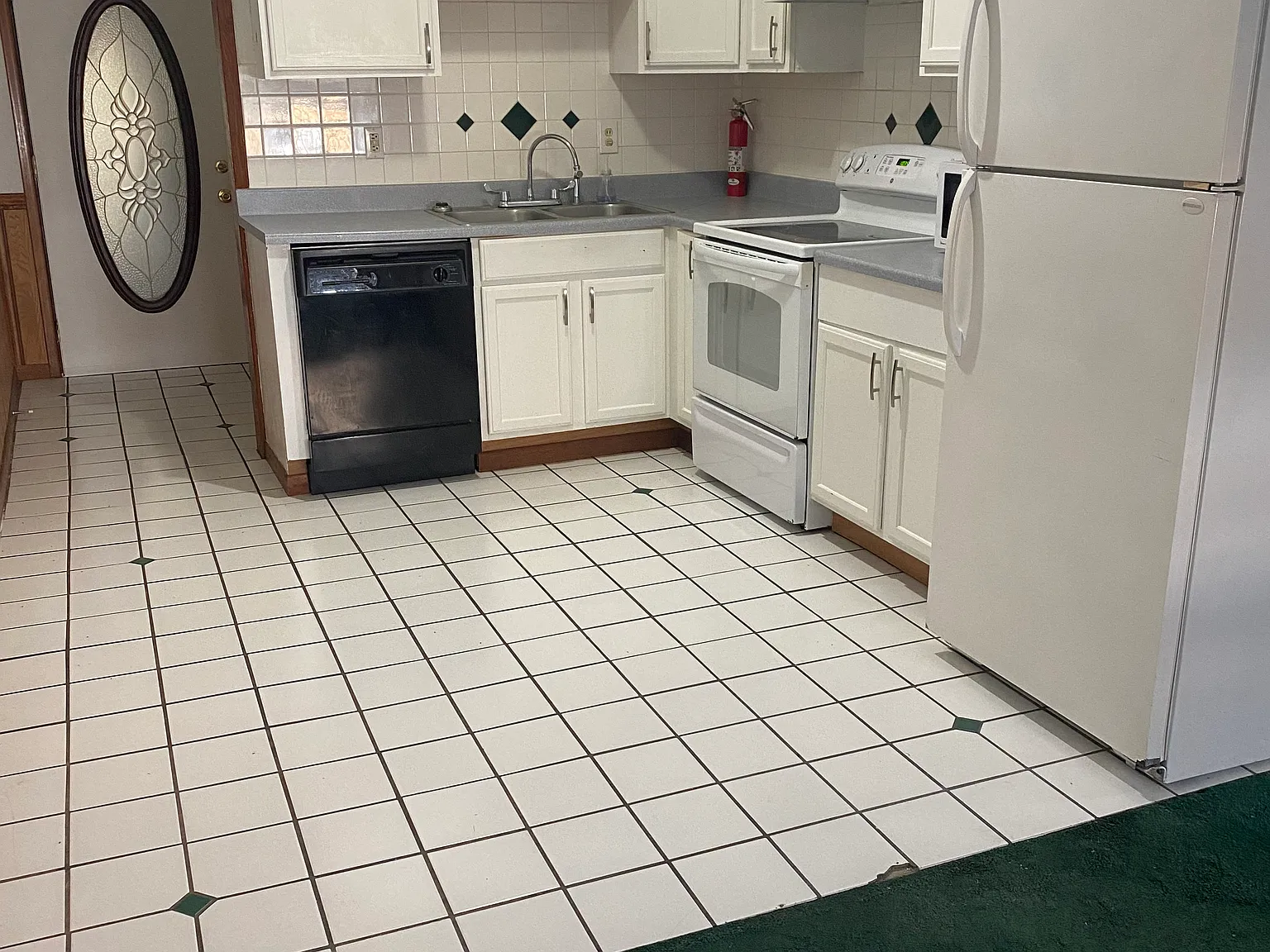 2 bed, 800 sqft, $800 — Photo 3