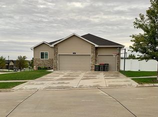 1316 W Lander Dr, Lincoln, NE 68521