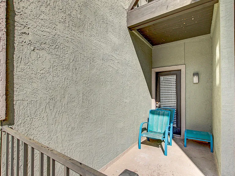 807 W 25th St #210 — Photo 22
