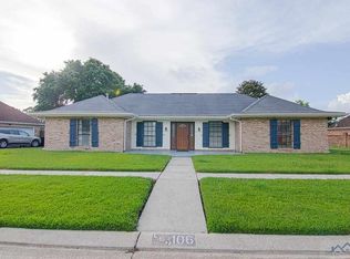 106 Victoria Dr, Houma, LA 70360
