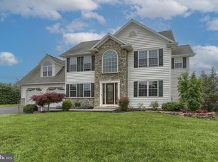 395 Olde Meadow Ln #L-0158, Lebanon, PA 17042