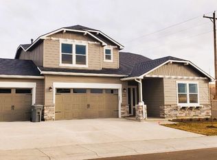 10430 W Thimbleberry Dr, Star, ID 83669