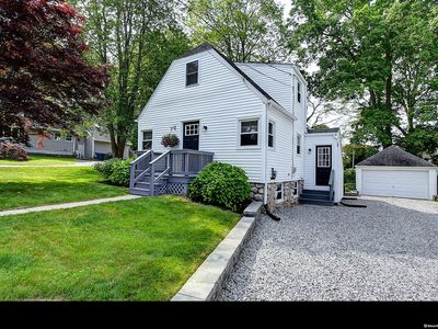 17 1st Avenue, Waterford, CT, 06385
