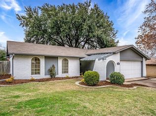 1011 Summit Cir, Carrollton, TX 75006