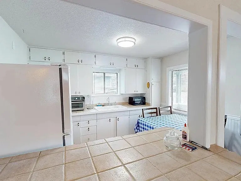 1 bed, 624 sqft, $1,800 — Photo 3