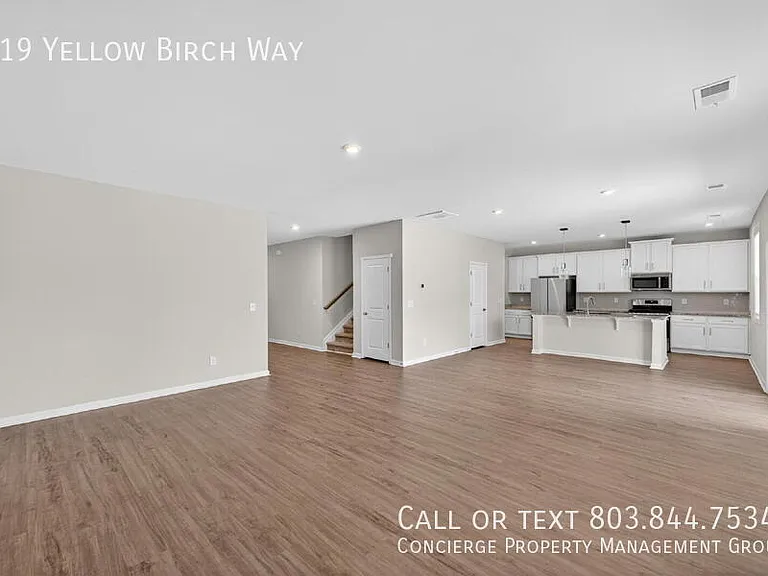 119 Yellow Birch Way — Photo 2